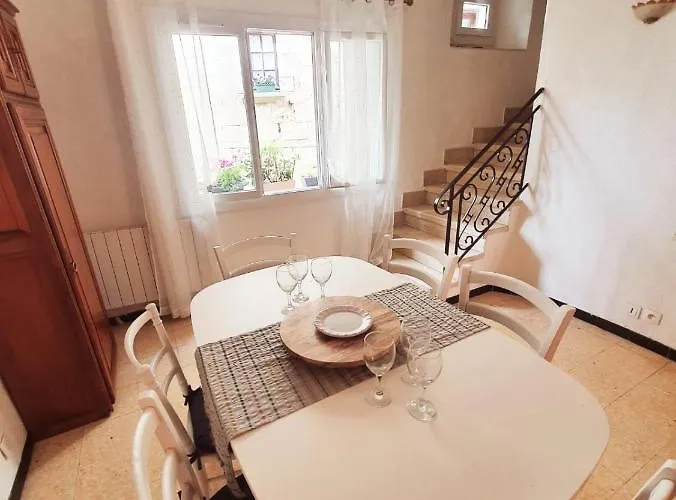 Casa vacanze La Galine, Maison De Village Medieval